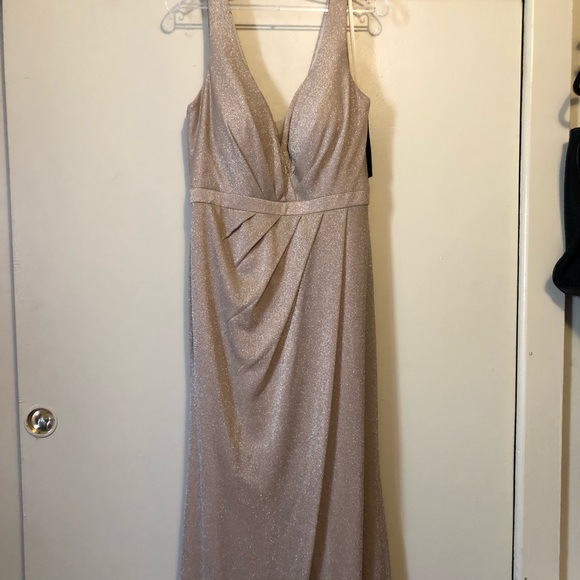 Brand New Dress - Picture 2 of 4